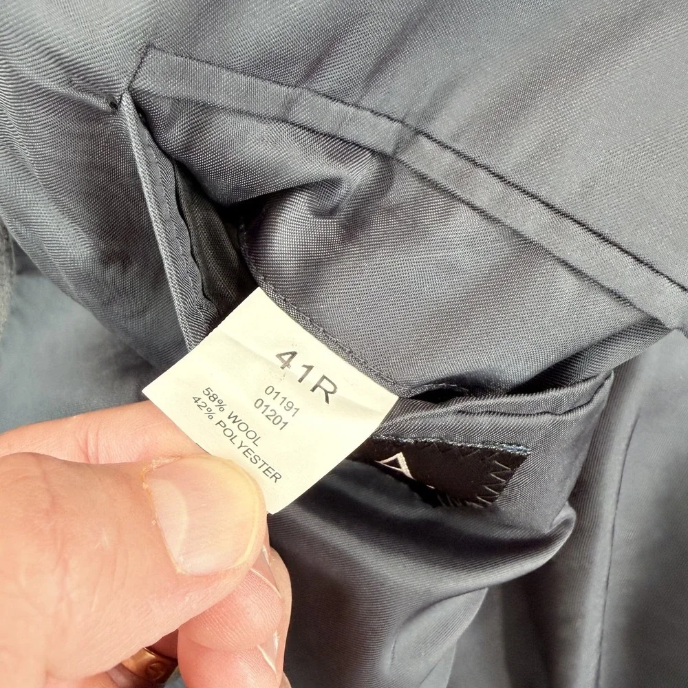 Jos A Bank Stays Cool Blazer Sport Coat Jacket in Grey Wool Blend Half Lined 41R